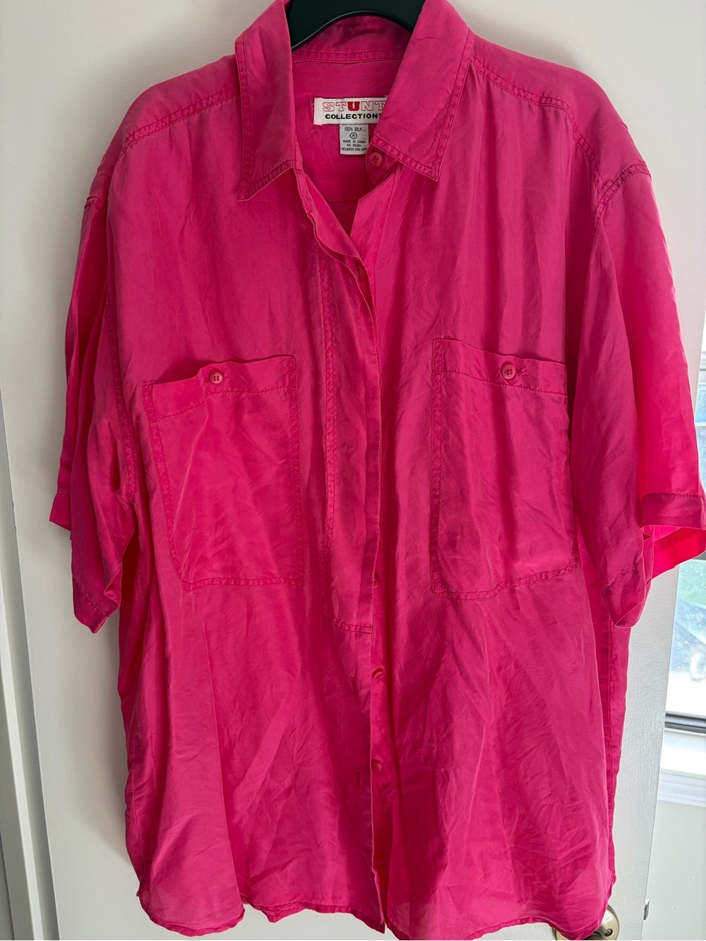 Vintage Stunt Collections Pink Short Sleeve Men’s Button-Down Silk Shirt